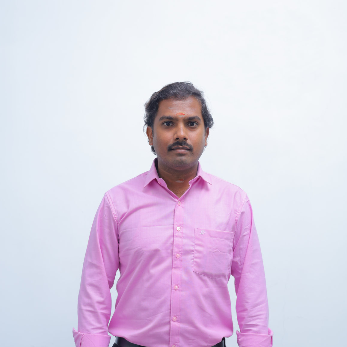 Mr. VINOTH KUMAR M